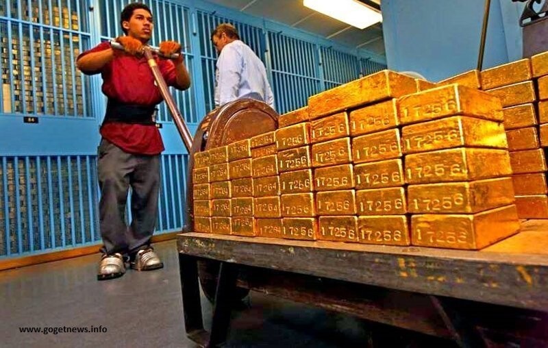 Страны начали массово вывозить свои золотые запасы из США