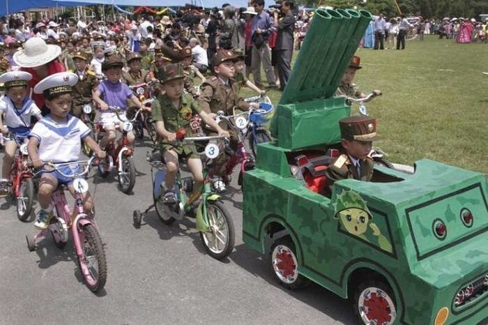 Военный парад для детей
