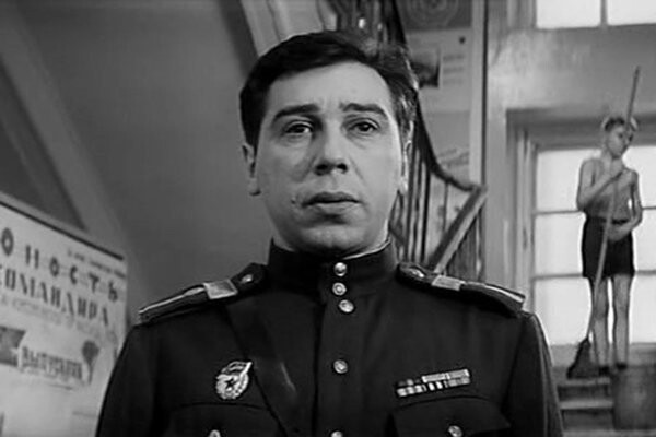 фильм «Офицеры» (1971)