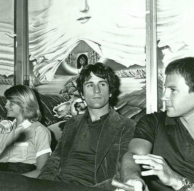 Роберт Де Ниро с Харви Кейтелем и Джоди Фостер, 1970-е годы.