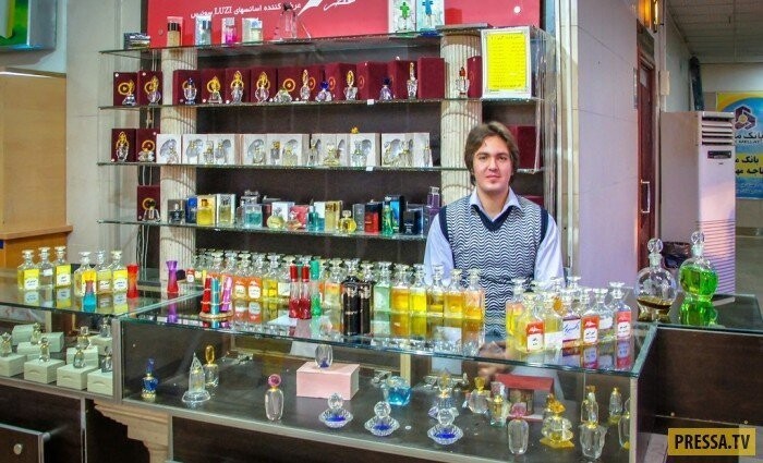 Продавец парфюмерии