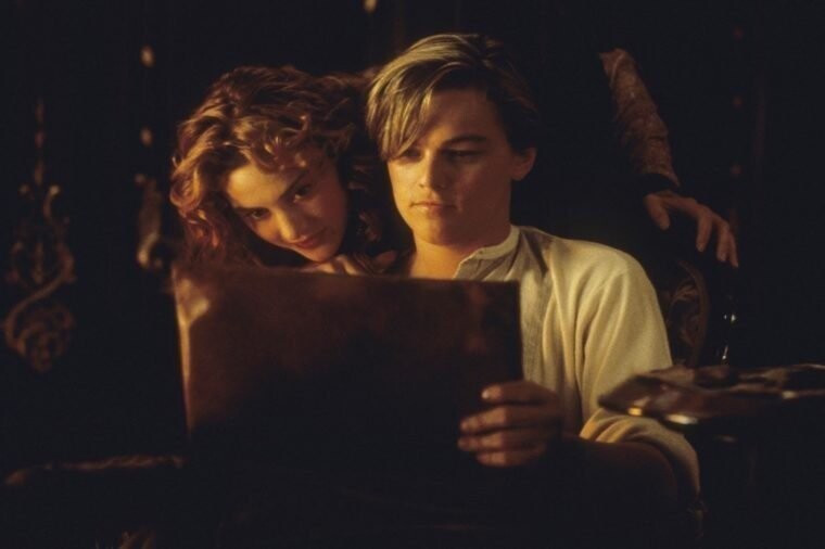 2 – Режиссер Джеймс Кэмерон сам рисовал экскизы в фильме Титаник.