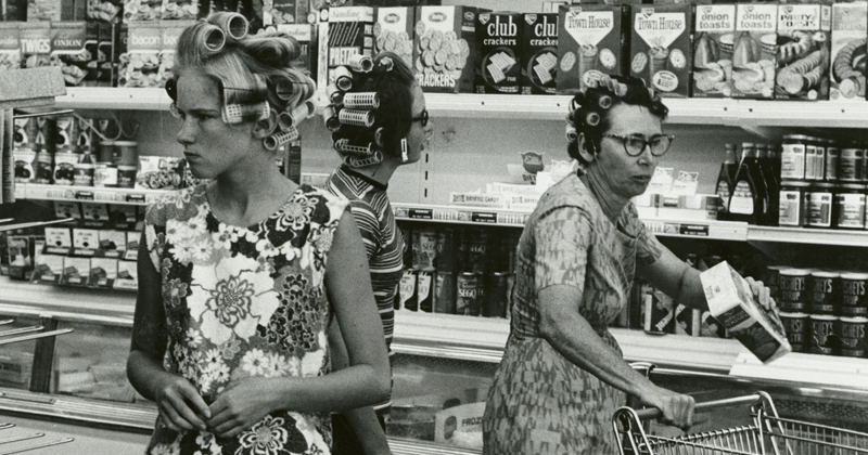В продуктовом отделе, 1960-е 