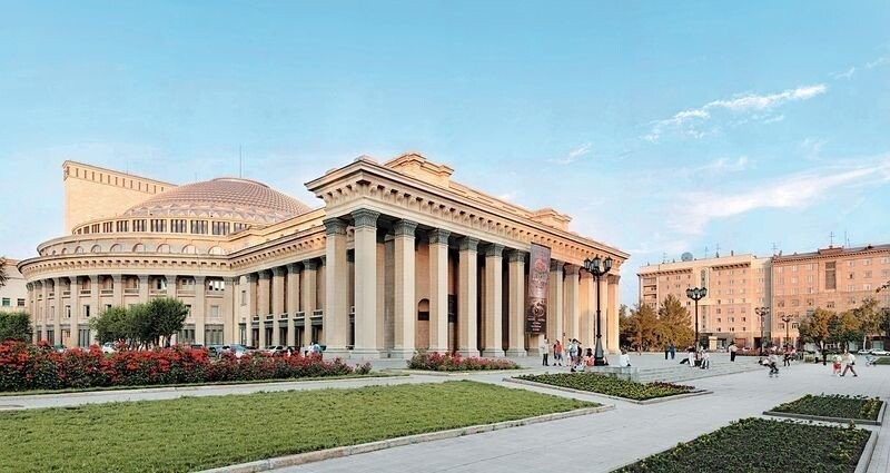 Новосибирский театр оперы и балета и его завораживающая архитектура