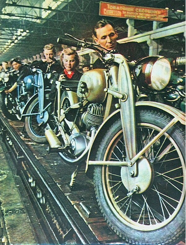 Производство мотоциклов на Ижевском заводе, 1950