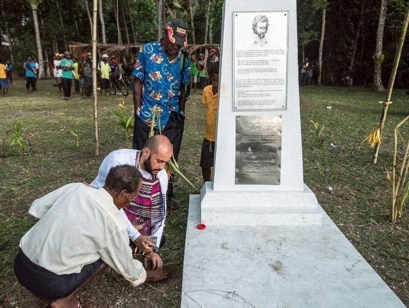 Спустя 100 лет в Новой Гвинее ждали подарков от Миклухо-Маклая.