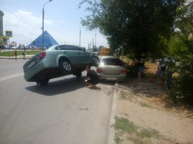 Подборка автомобильных приколов