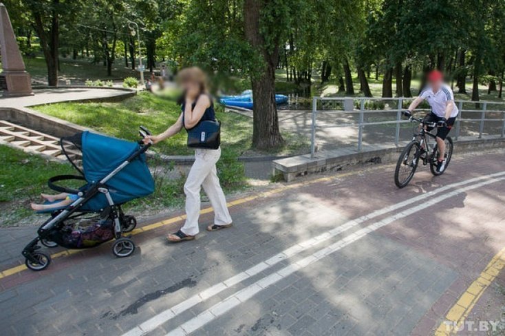 Велодорожки для велосипедистов, а не для пешеходов с детскими колясками