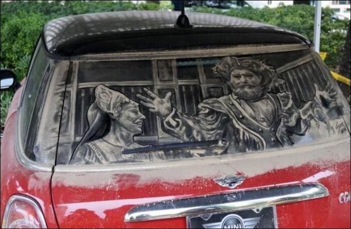 Рисунки на окнах автомобилей