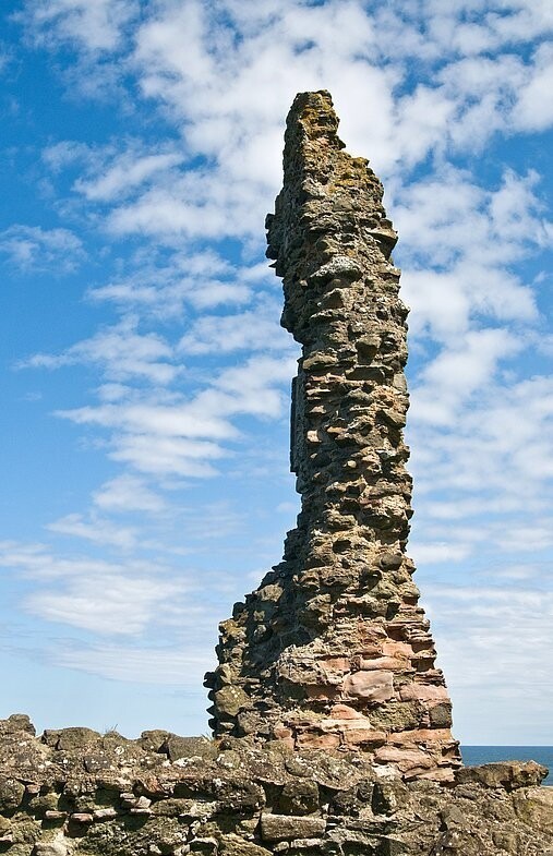 Города и веси: Tantallon Castle