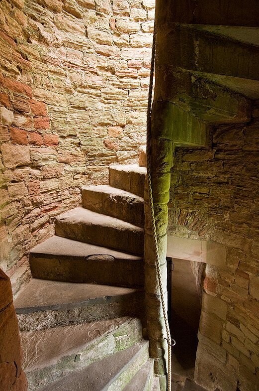 Города и веси: Tantallon Castle