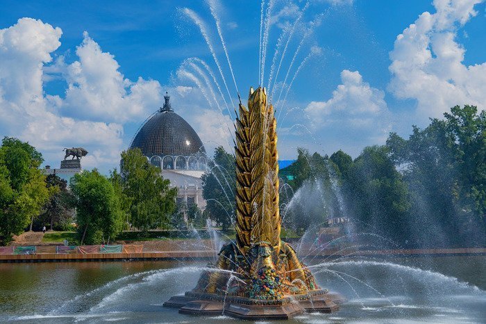 Реставрация знаменитого фонтана «Золотой колос» и применение технологии с двухтысячелетней историей