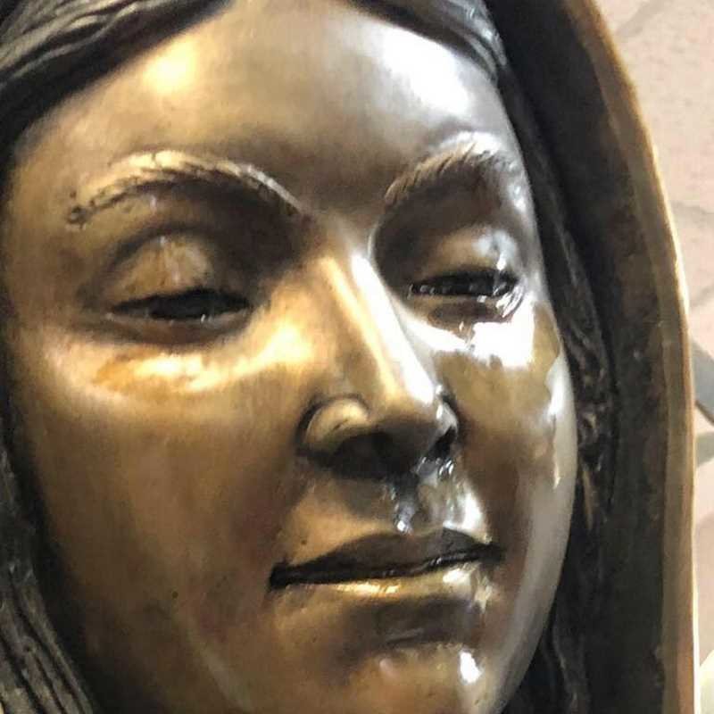 Эта статуя Девы Марии «плачет» — и вот что показал анализ слёз