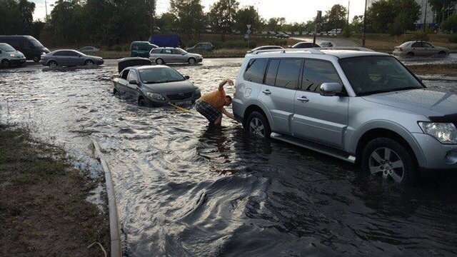 Вчерашний дождь и ураган в Киеве