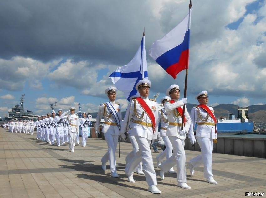 Готовимся смотреть Главный военно-морской парад в Санкт-Петербурге
