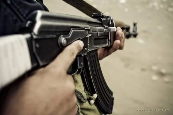 Боец из Луганска застрелил двух «ВСУшников»-западенцев