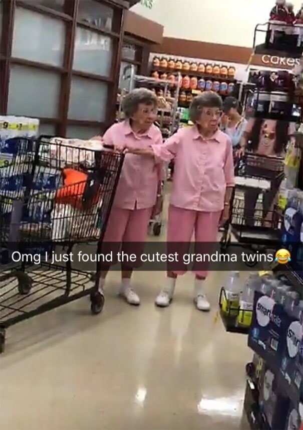 8. Самые милые в мире бабушки-близнецы