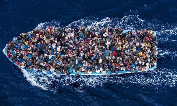 Миграционная кабала ЕС: нужно больше денег на борьбу с беженцами, которых мы сами же пригласили