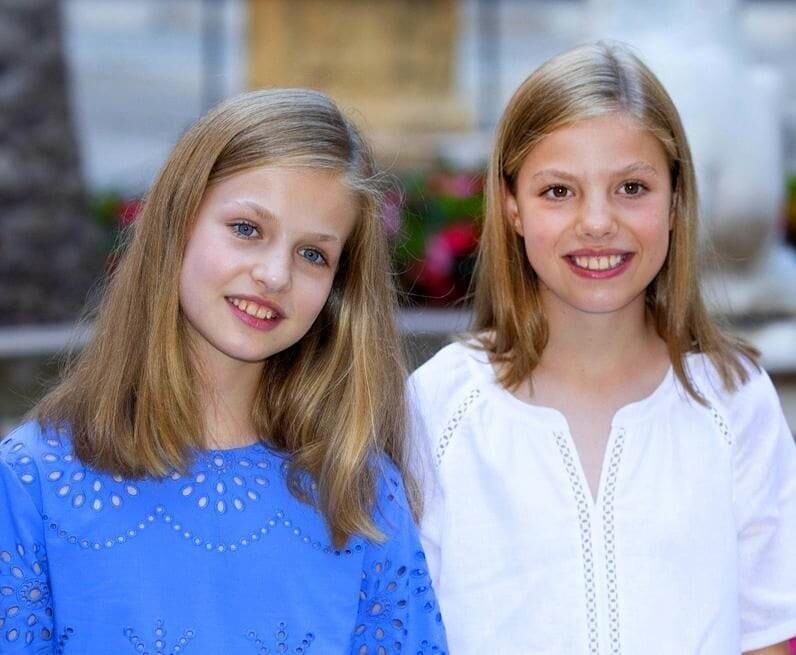 «Самые красивые принцессы Европы» — Леонор и Софи