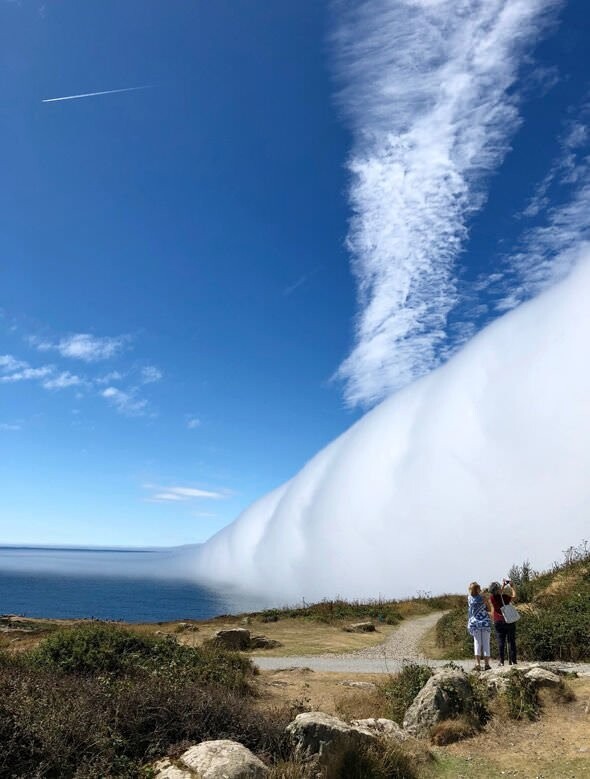 Загадочное облако над Корнуоллом