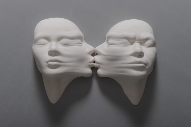 Невероятная скульптура от Johnson Tsang