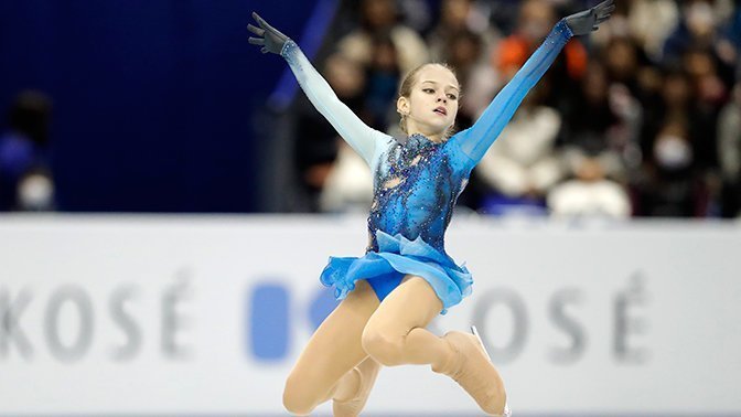 14-летняя российская фигуристка впервые в истории исполнила три четверных прыжка
