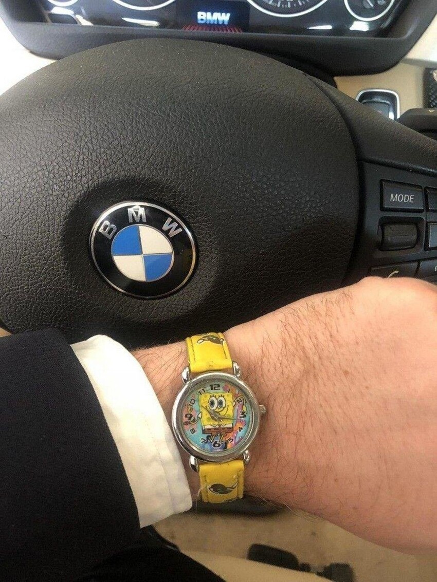 Часы «автомобиль»
