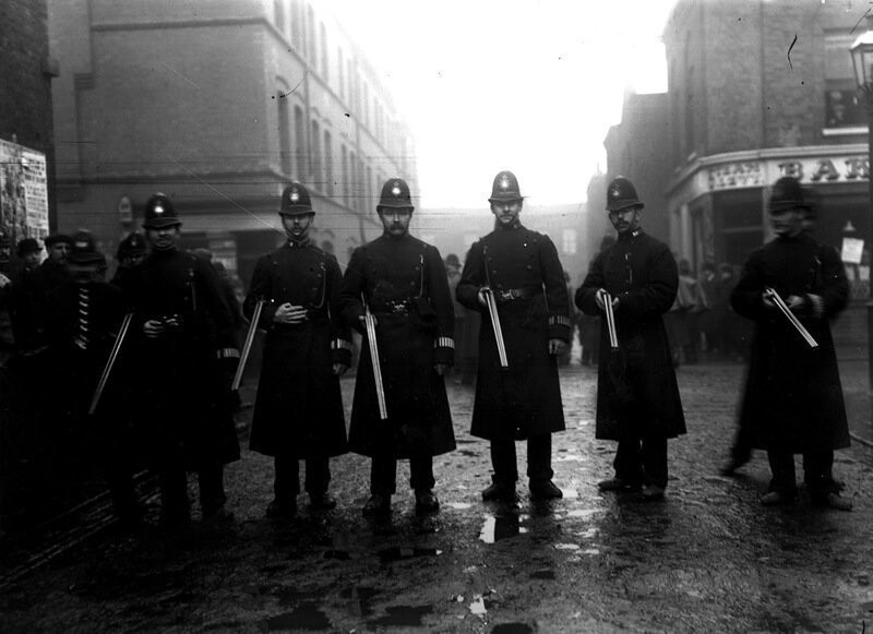 Полицейские, Англия, 1911 год