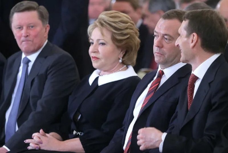 Валентина Матвиенко и платье за полмиллиона рублей с серьгами за 2,8 миллиона рублей