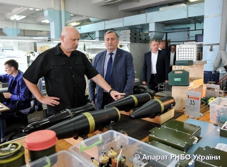 Турчинов заявил о превосходстве украинских ракет над российскими