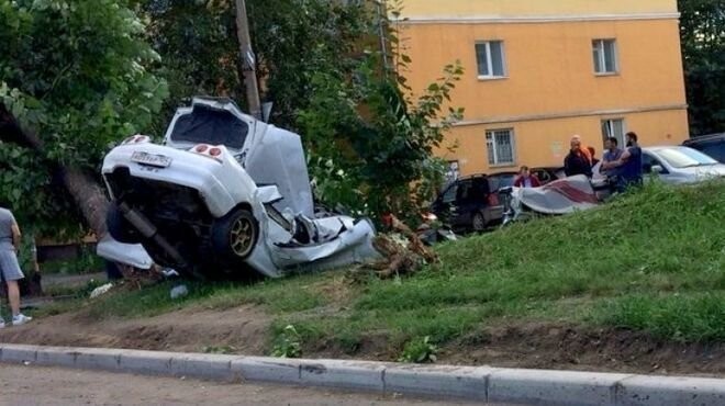 "Парень любил скорость": два человека погибли в страшном ДТП в Красноярске