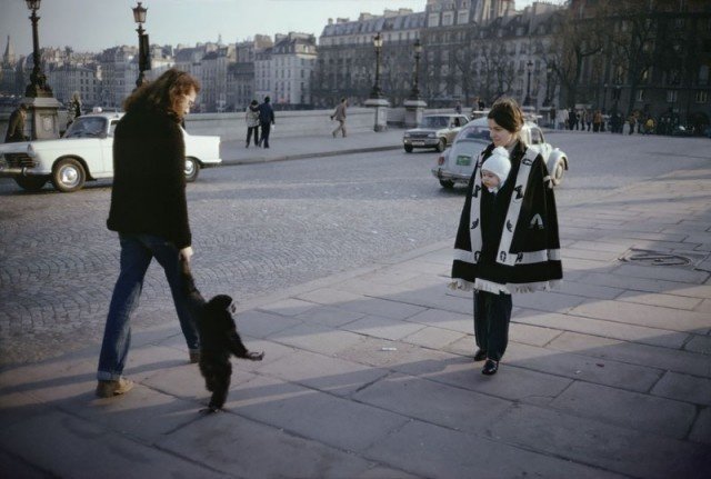 На улице Парижа, 1976