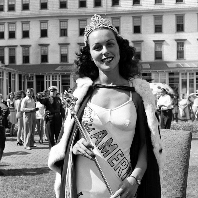12. Мисс Америка 1945