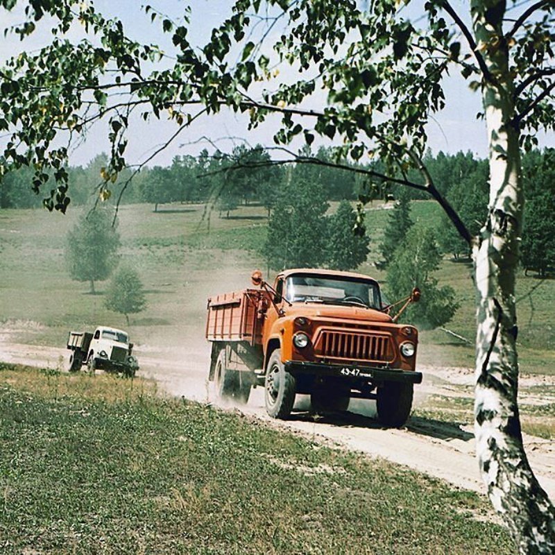 Грузовики ГАЗ-51 и ГАЗ-52. 1973 год