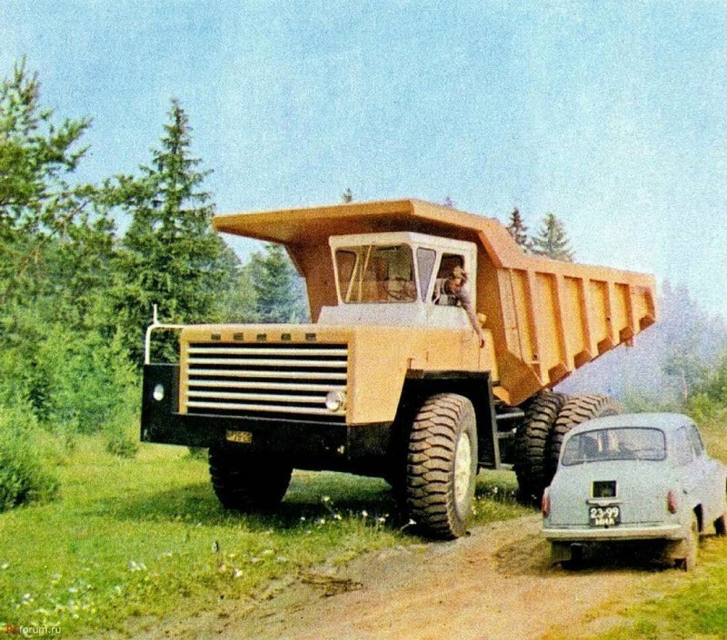 БелАЗ-540 и ЗАЗ-965