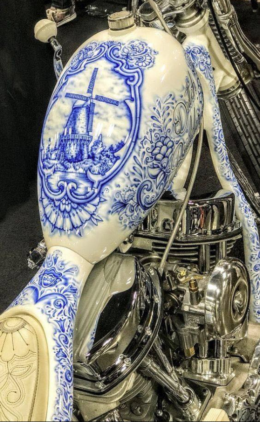Мотоцикл с голландским фарфором