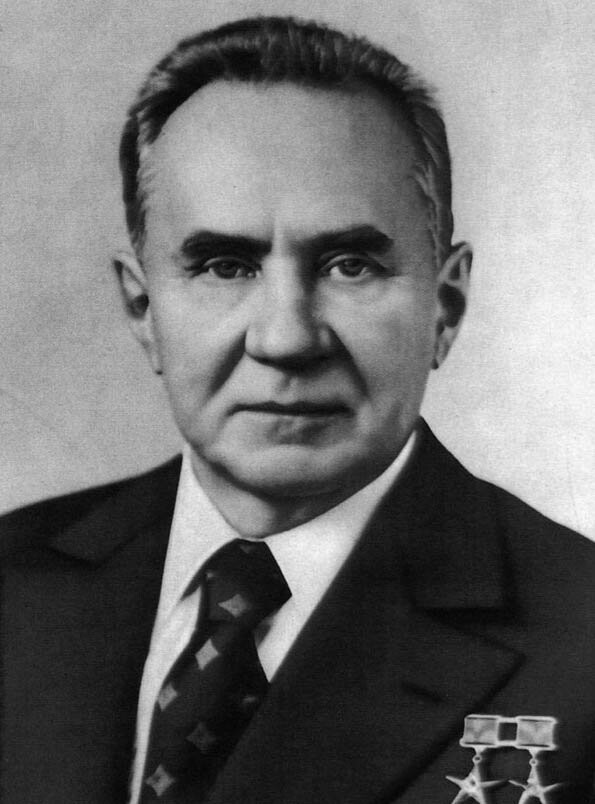 Политические коментарии соцсетей - 562