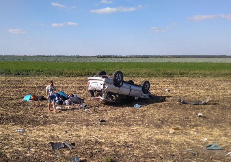 Авария дня. Под Сызранью пьяный водитель отправил Лэнд Крузер в кювет