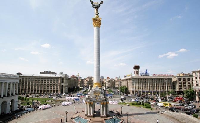 Площадь Независимости (Майдан) в Киеве 