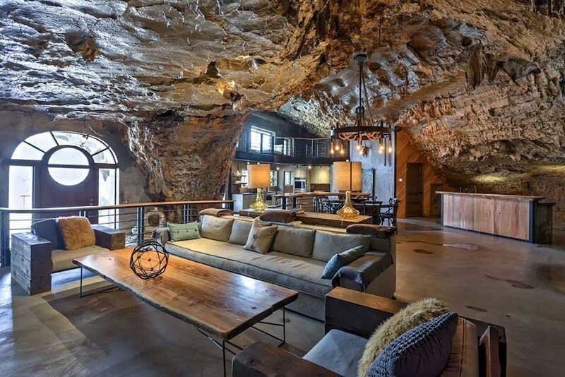 Дом мечты: уникальное жилище внутри пещеры