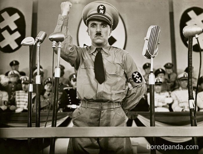 18. Чарли Чаплин и Адольф Гитлер - одногодки. Чаплин сыграл Гитлера в сатирическом фильме 1940 года "Великий диктатор"