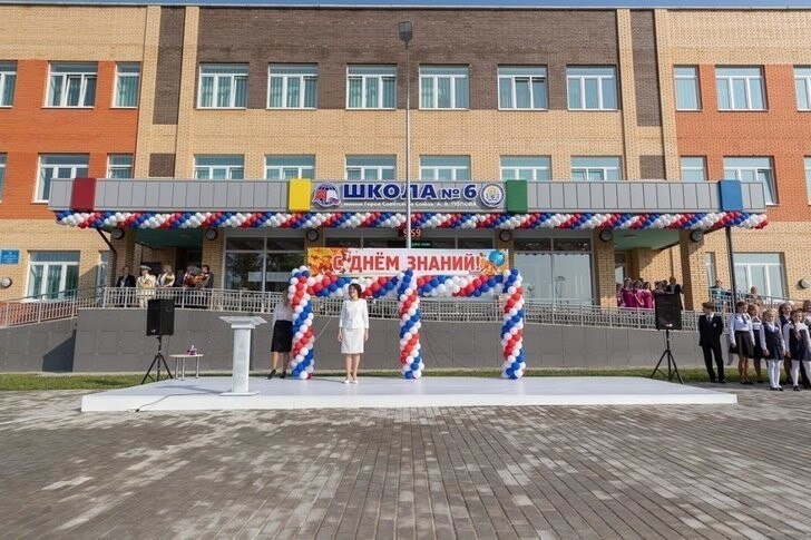 В Великих Луках Псковской области - новая школа на 825 мест