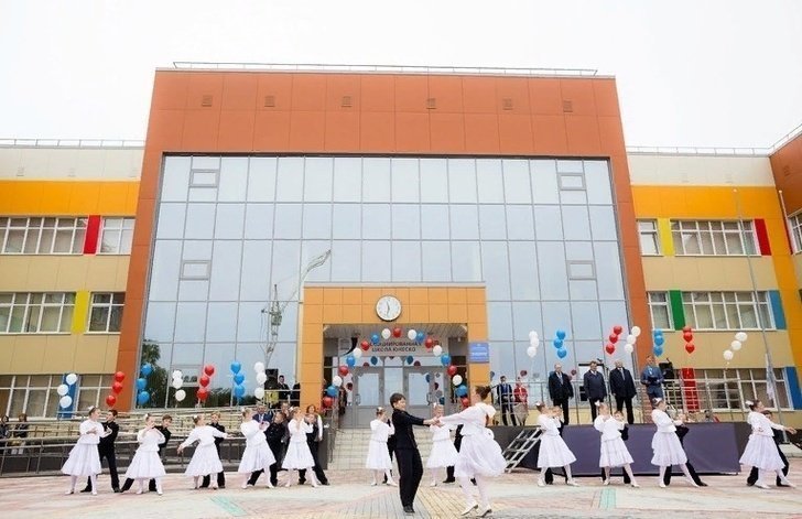 В Томске открыты две школы на 2200 мест