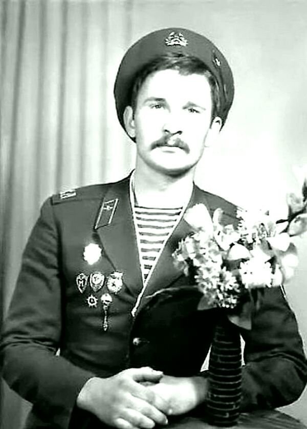  Фёдор Добронравов - родился 11 сентября 1961, Таганрог