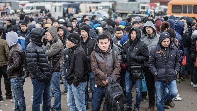 Если в Москве убивает полицейского - выходец из Киргизии, почему российские СМИ- муссируют Хемниц