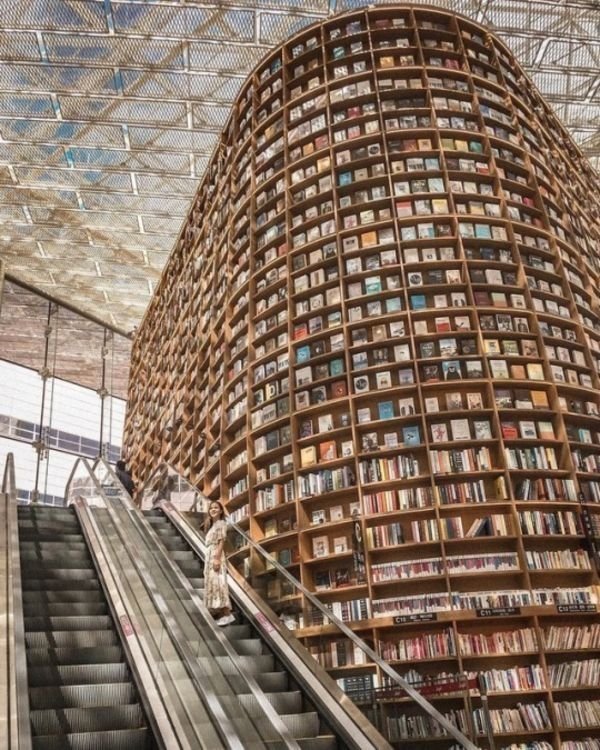 Библиотека в Сеуле, Республика Корея