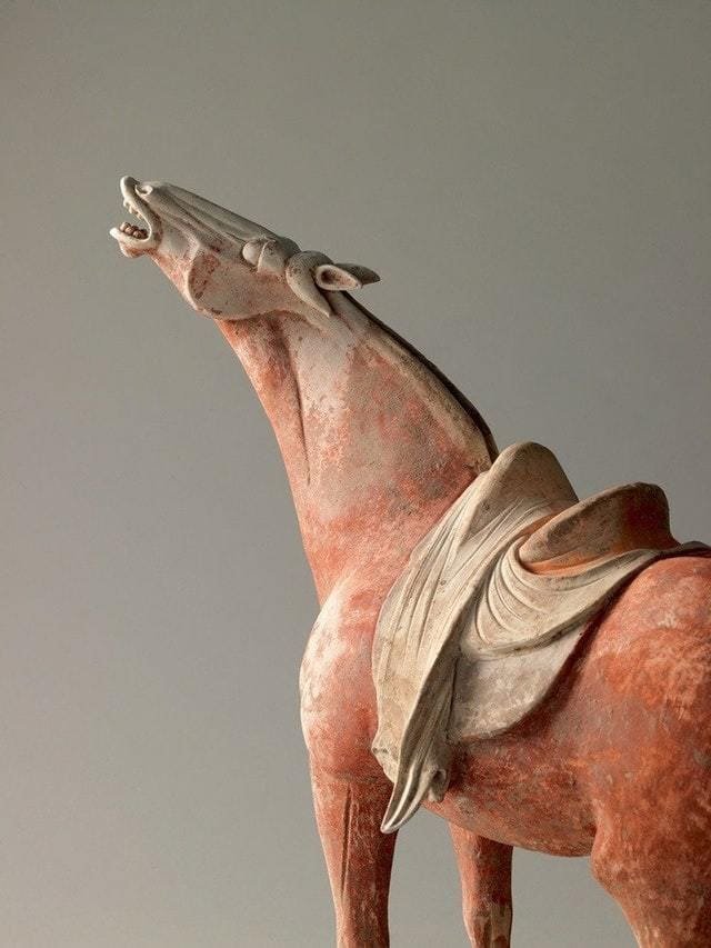 4. Ржущая лошадь. Династия Тан, Китай, 6-9 век