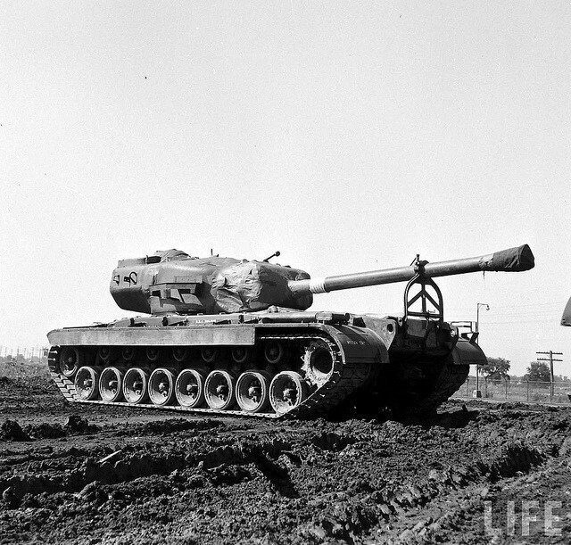 Т30 Тяжелый танк (T30 Heavy Tank ) опоздавший на войну конкурент Королевского тигра  VI Ausf. B, «Ти