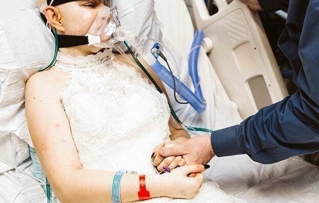 19-летняя невеста вышла замуж за любимого за три дня до смерти