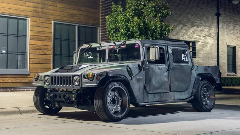 Hummer H1 Track Titan - дорожный гоночный заниженный монстр